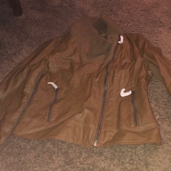jacket - Picture 2 of 4